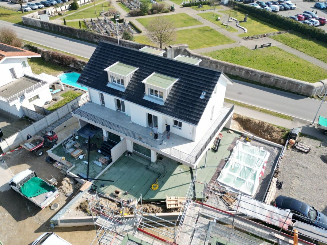 Neubau-Doppeleinfamilienhaus mit gehobener Ausstattung und viel Platz. -  Bild 6