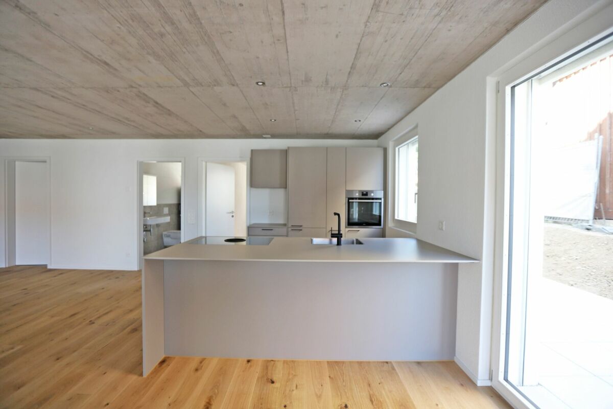 Moderne 3.5-Zimmer-Wohnung mit Gartenanteil in Kümmertshausen - attraktives Renditeobjekt -  Bild 2