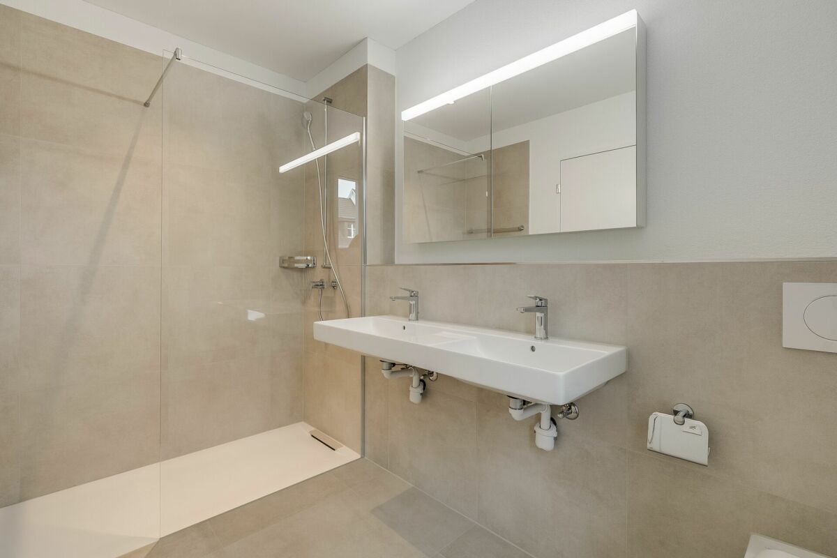 Erstvermietung - Attraktive 3 1/2-Zimmer-Wohnung mit Loggia und Einstellplatz im Zentrum von Sissach -  Bild 6