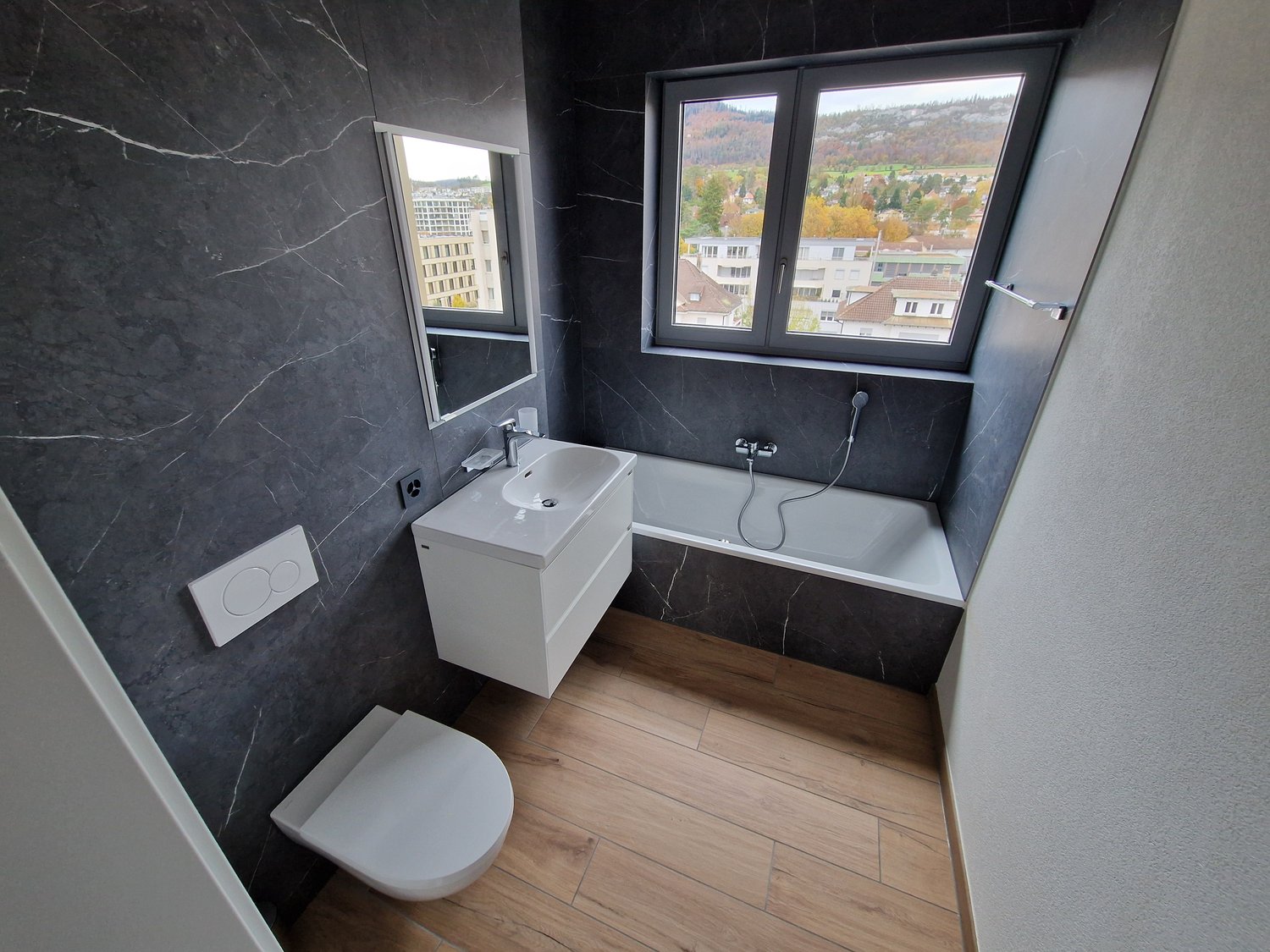 Superbe attique neuf 3.5 pièces avec grande terrasse – Delémont centre -  Bild 7