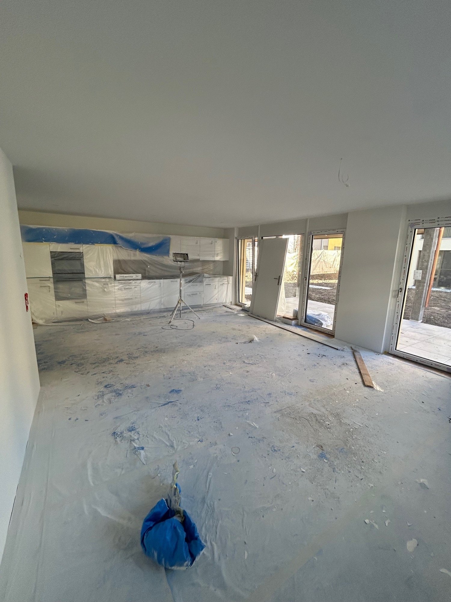 Moderne 2.5-Zimmer-Neubau-Wohnung in Thierachern - Bild 8