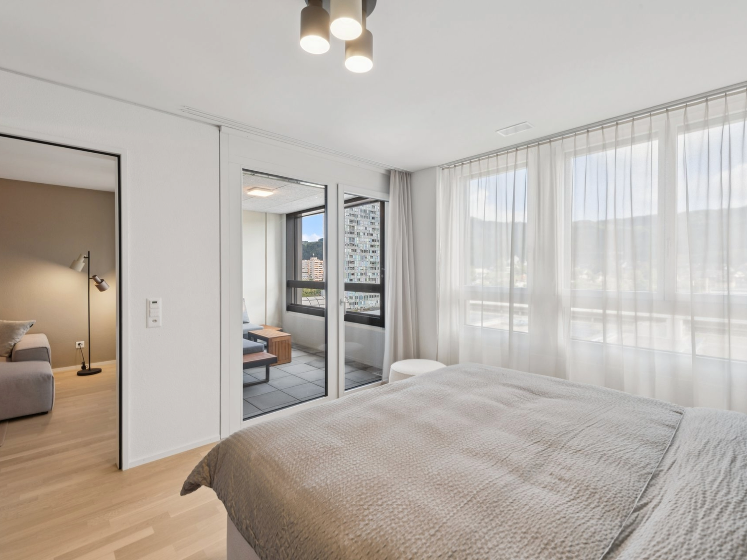 Möblierte Apartments mit Madrid Flair  direkt im grössten Shoppingcenter der Schweiz! -  Bild 10