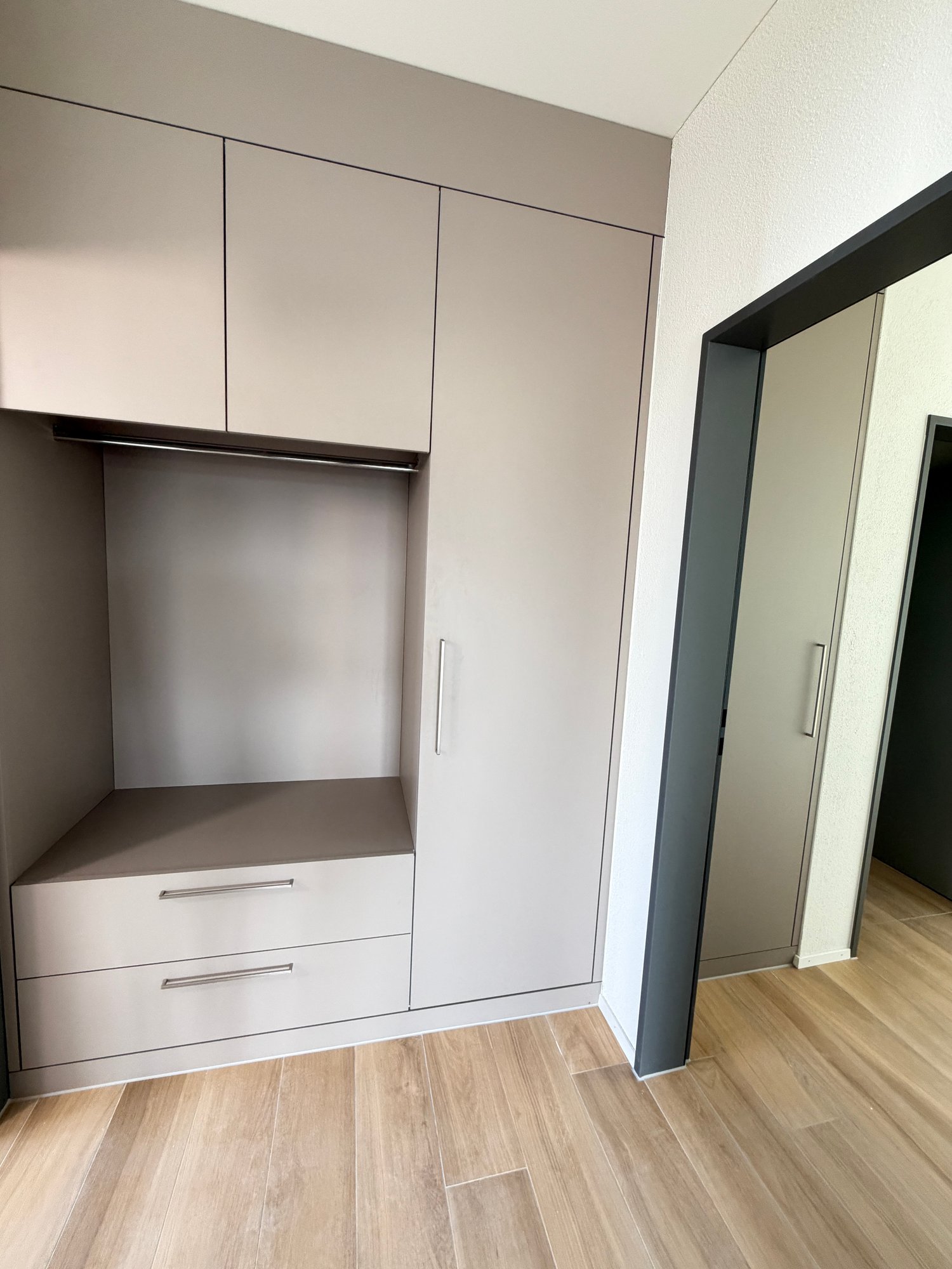 Exklusive 3.5-Zimmer-Dachgeschosswohnung im Neubau – 103 m² mit viel Licht & Charme - Eingang