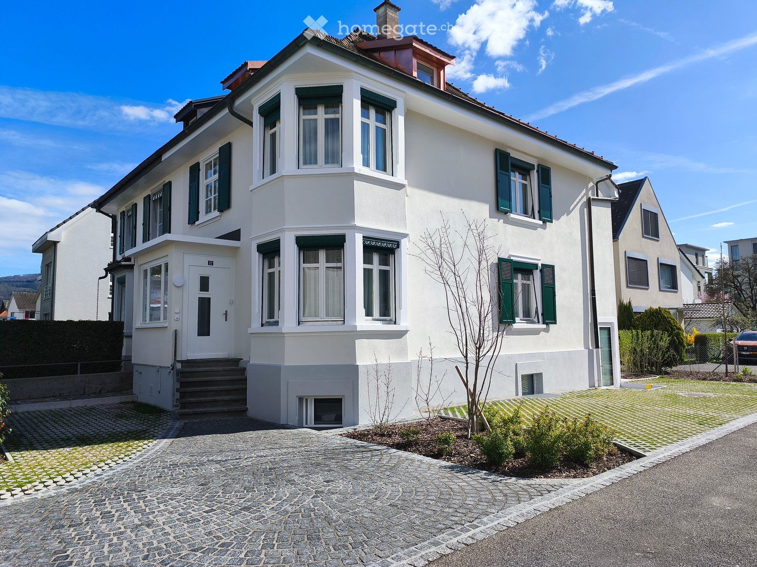 Möblierte, helle 2.5-Zimmer-Wohnung im Erdgeschoss in Reinach BL - sofort verfügbar - Bild 1