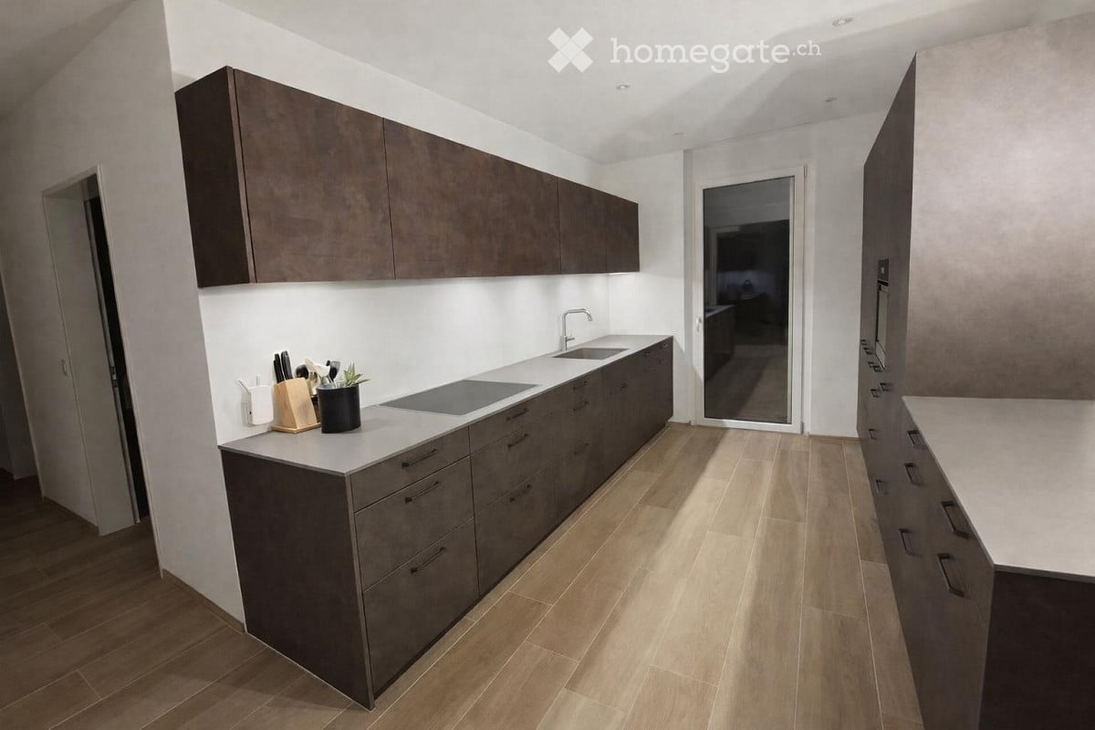 Exklusive, neuwertige EG-Wohnung mit 154 m² Fläche / nur vier Parteien - Bild 5