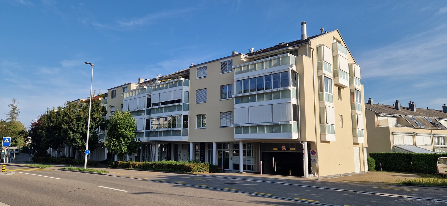 Erstbezug nach Sanierung -  Bild 1