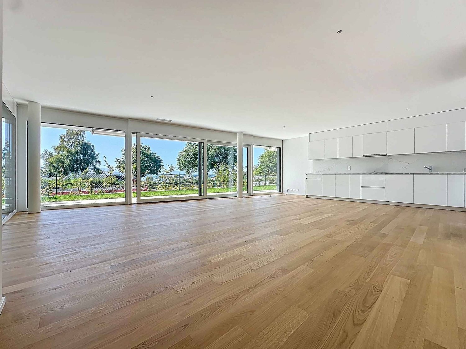 Exceptionnel 5.5 pièces avec terrasse et jardin privatif -  Bild 2