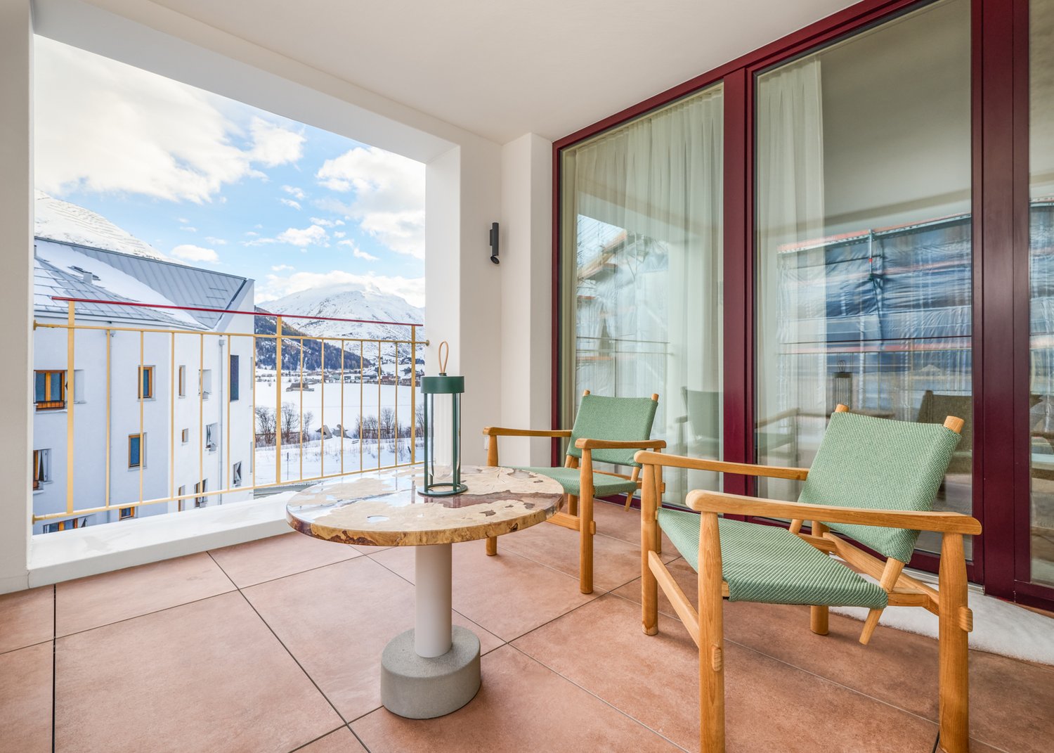 Modern Alpine Apartment in Andermatt -  Bild 8