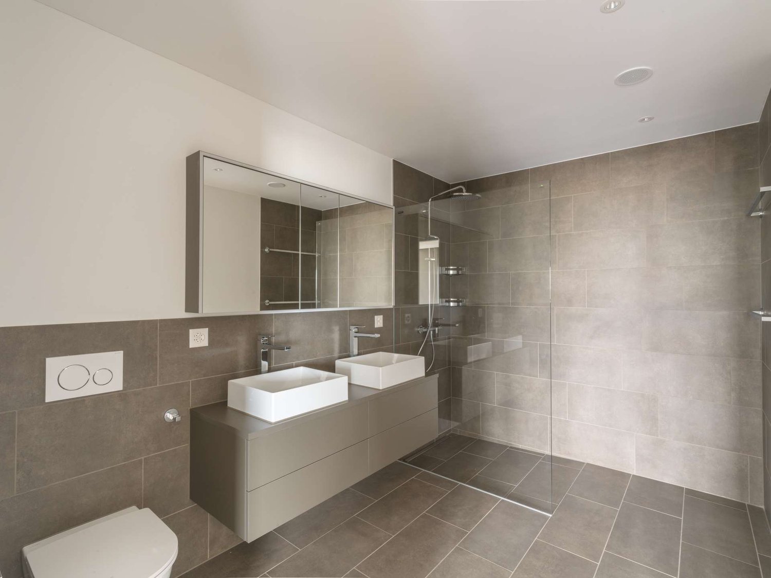 Über den Wolken: Exklusive 5.5-Zimmerwohnung im 31. Stock mit Panoramablick -  Bild 12