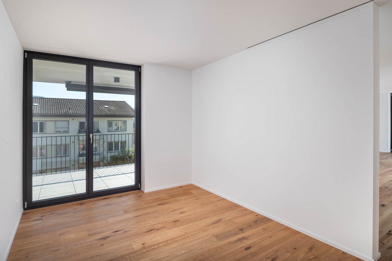 Exklusive und hochwertige 4.5-Zimmer-Terrassenwohnung - Ihr Traumdomizil in Uerikon - Bild 7