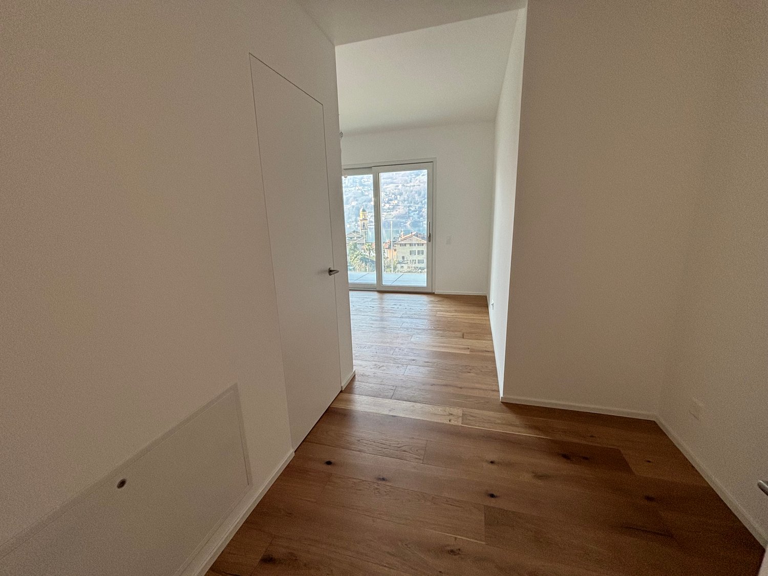 Neues Penthouse in Brusino - Seesicht und Bootsplatz! - Bild 5
