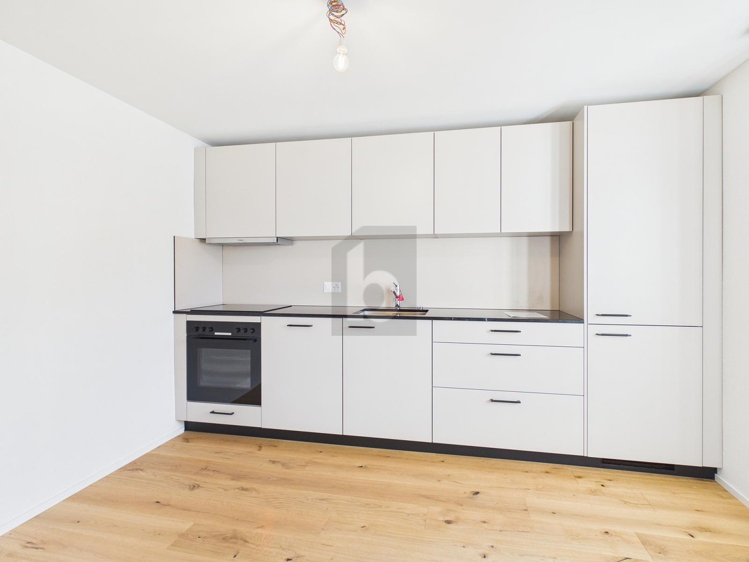 NEU, GROSSZÜGIG, ERSTVERMIETUNG - Bild 2