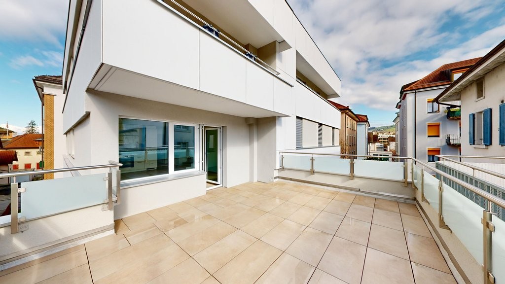 moderne 2.5 Zimmer-Wohnung im Zentrum von Rorschach! - Terrasse