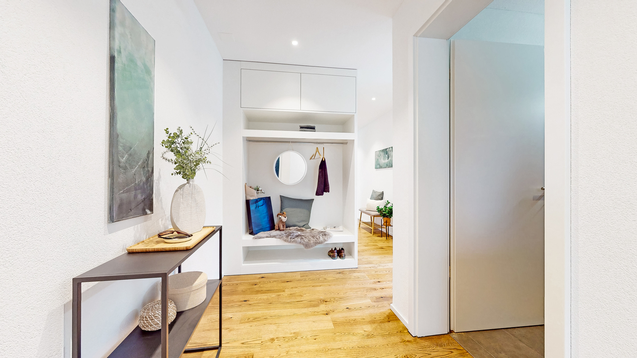 Freisehendes Einfamilienhaus - 4.5 Zimmer  -> Neubau - Hauseingang Garderobe EG