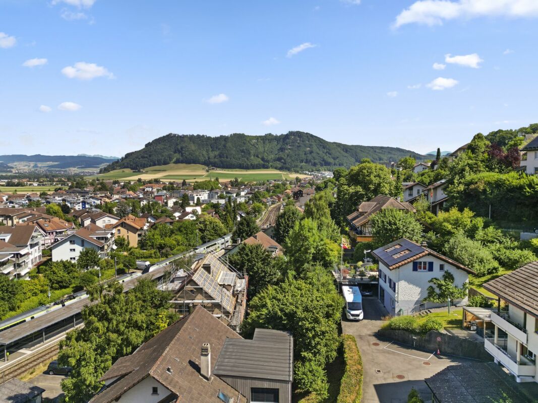 3,5 Zi. Attika-Wohnung Süd - Ausblick Richtung Süden (Belpberg)