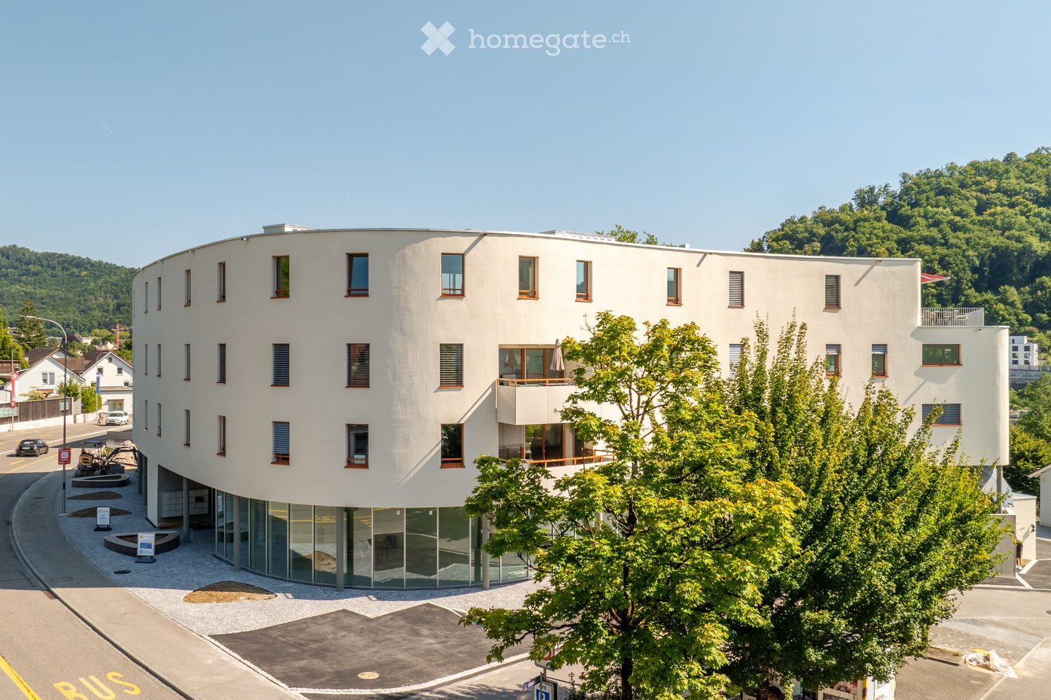 Moderne 2.5 Zimmerwohnung in privilegierter Lage oberhalb der Limmat -  Bild 8