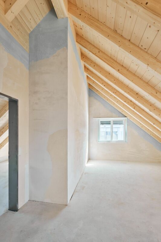 6 1/2-Zimmer-Doppeleinfamilienhaus mit nutzbarer Landfläche - Bild 4