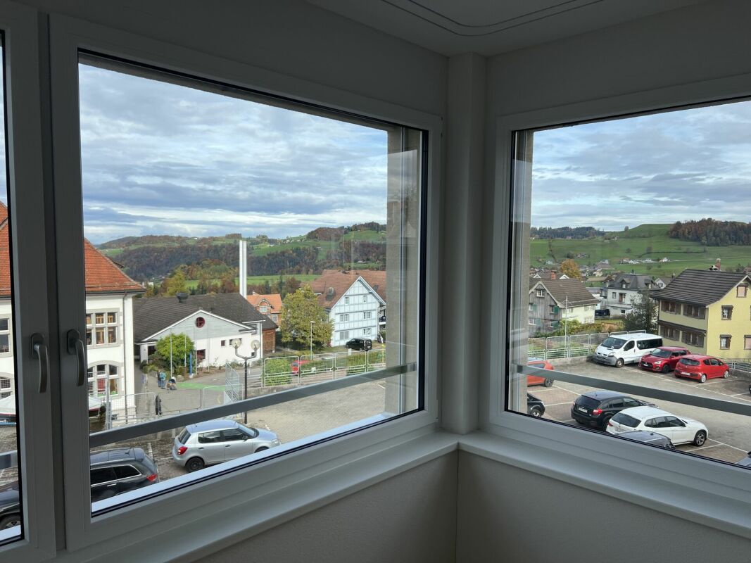 Wg. C 4.1 Dachwohnung mit traumhafter Aussicht! -  Bild 2