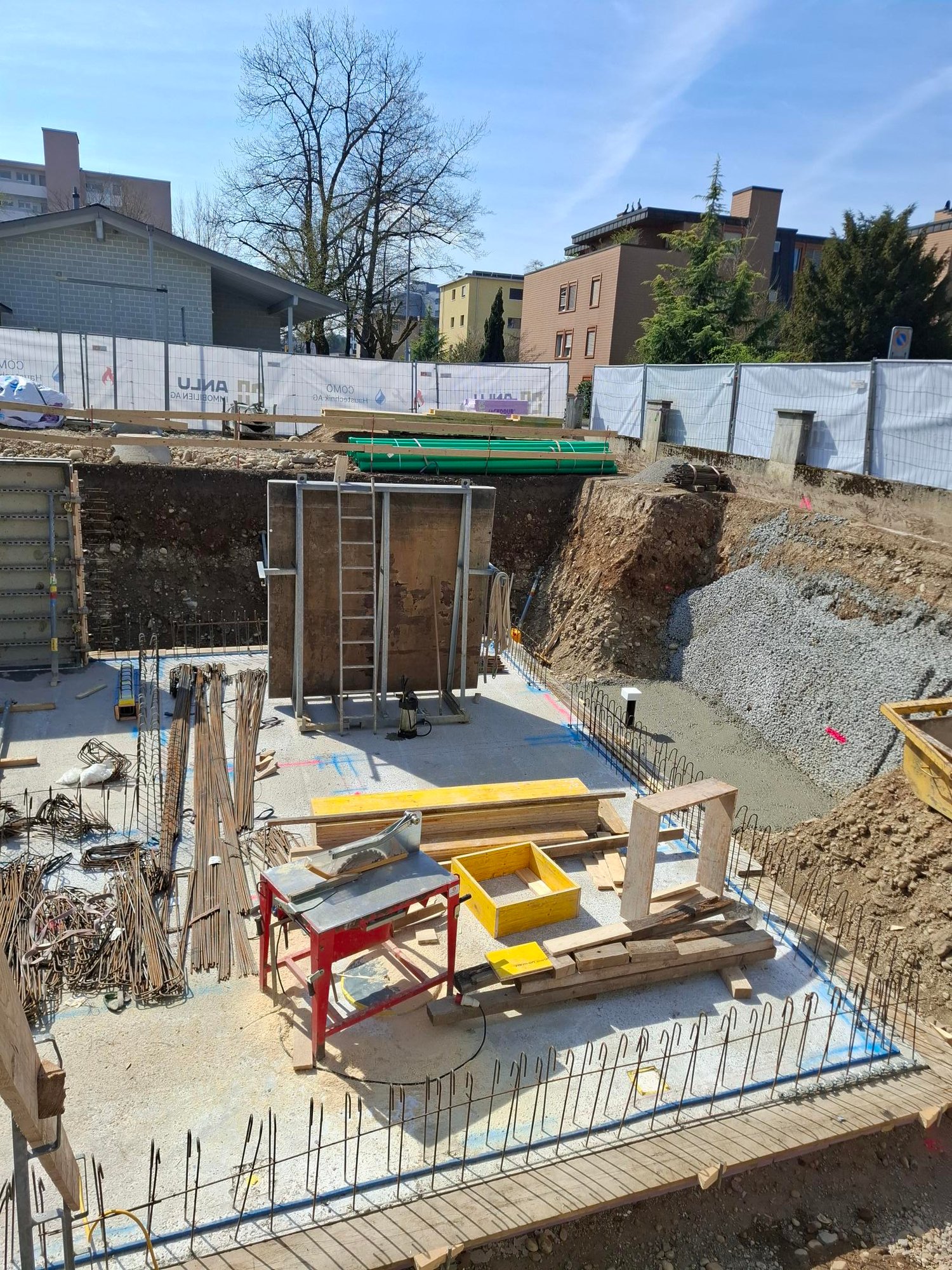 Moderne 5.5-Zimmer-Doppelhaushälfte in Oberentfelden - Neubauende 2026 -  Bild 1