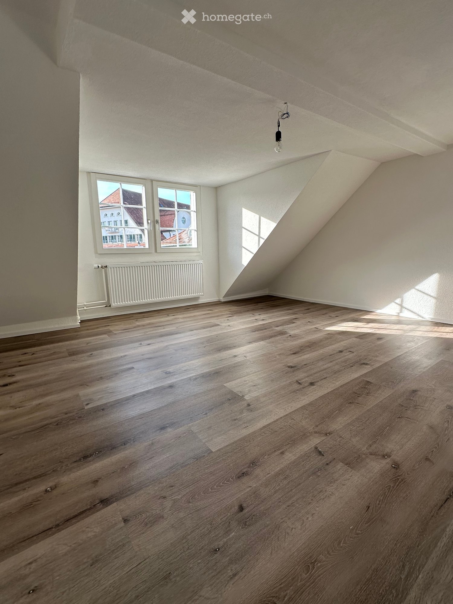 Erstbezug - Helle, komplett sanierte 2.5-Zimmer-Wohnung mit Gemeinschaftsterrasse - Bild 2