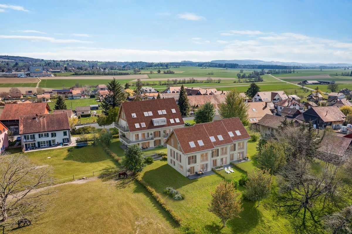 Permis en force ! Belle maison contiguë avec vue -  Bild 2