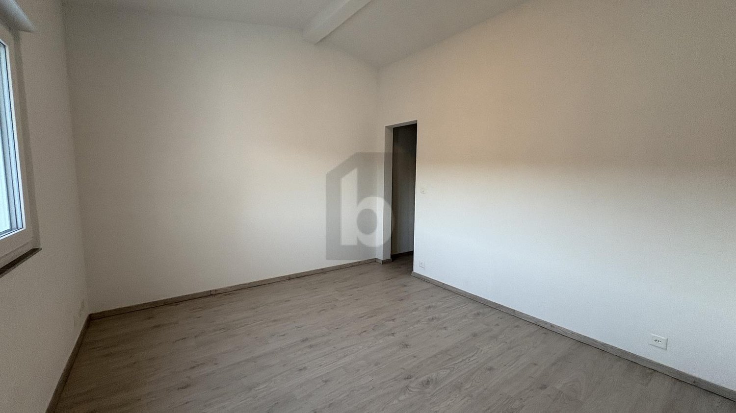 NEUVE ET IDÉALEMENT SITUÉ - Bild 4