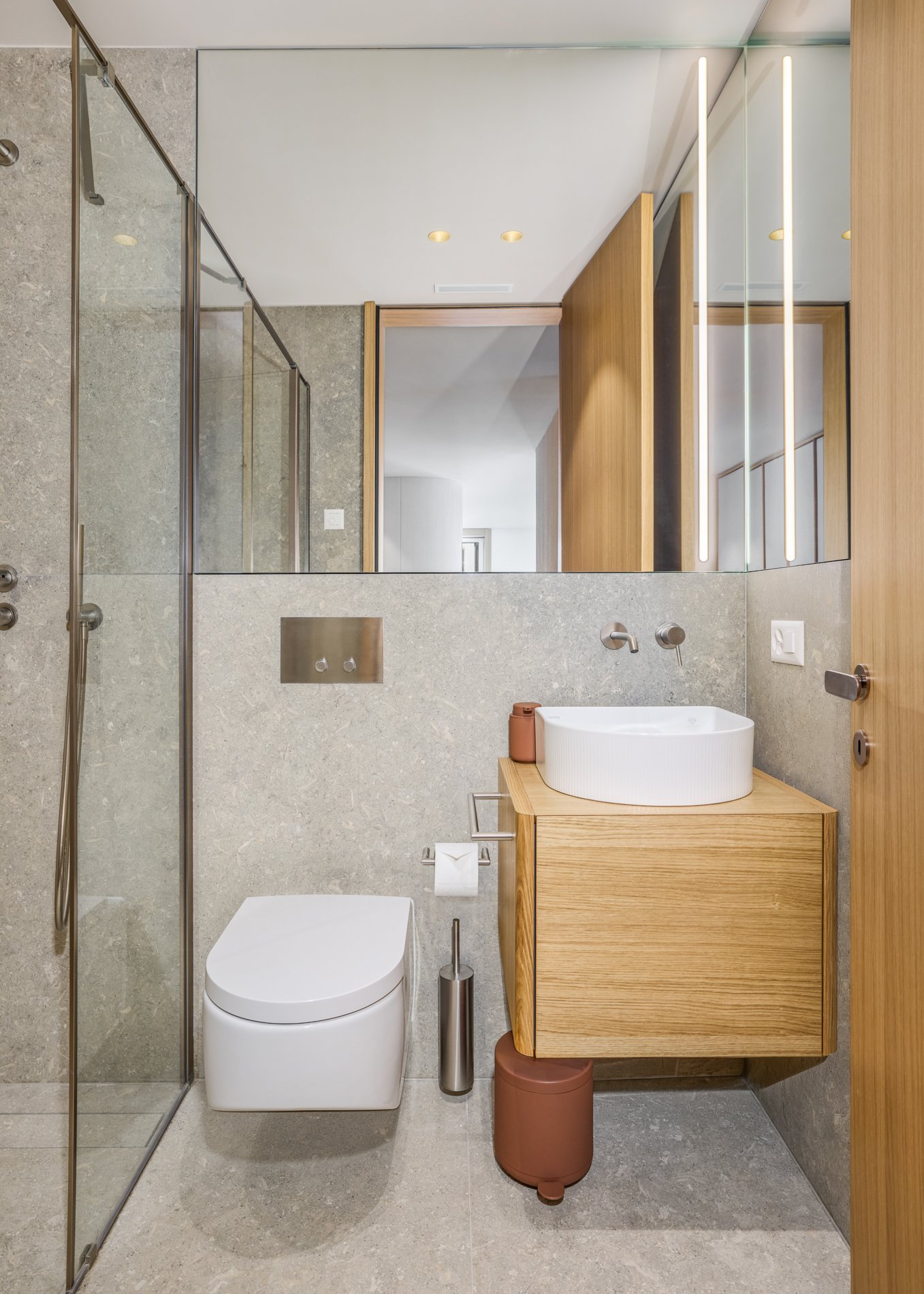 Modern Alpine Apartment in Andermatt -  Bild 2