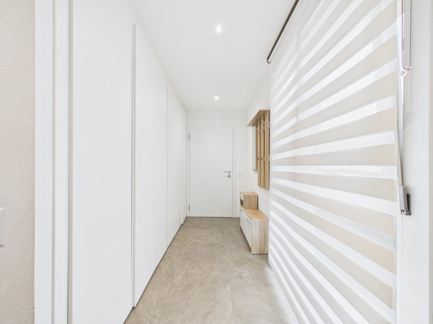 NUOVA COSTRUZIONE: APPARTAMENTO DI 3,5 LOCALI CON GIARDINO E POSTO AUTO PRIVATO -  Bild 3