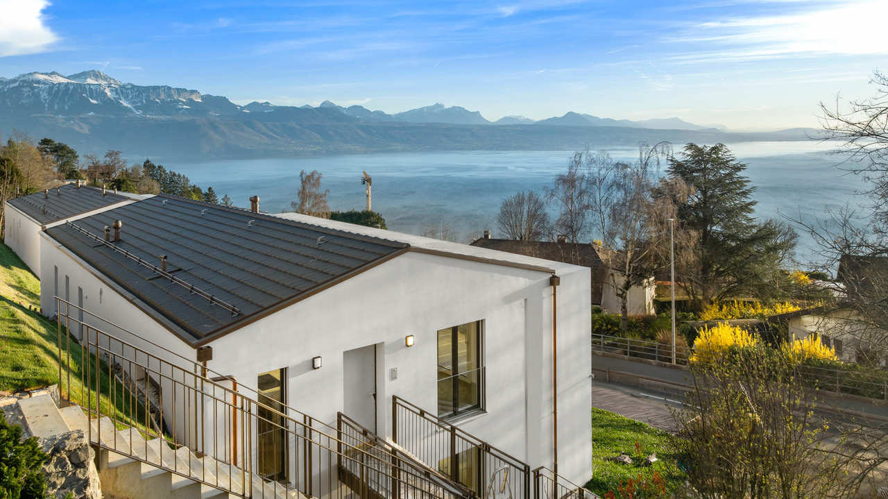 Neuf | Terrasse & jardin avec vue lac - Bild 4