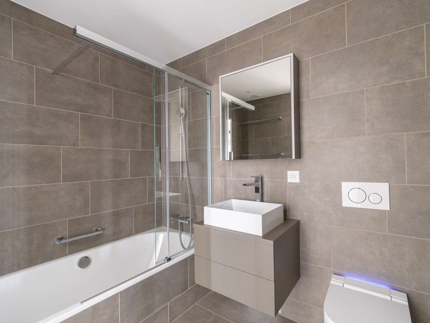 Über den Wolken: Exklusive 5.5-Zimmerwohnung im 31. Stock mit Panoramablick -  Bild 10