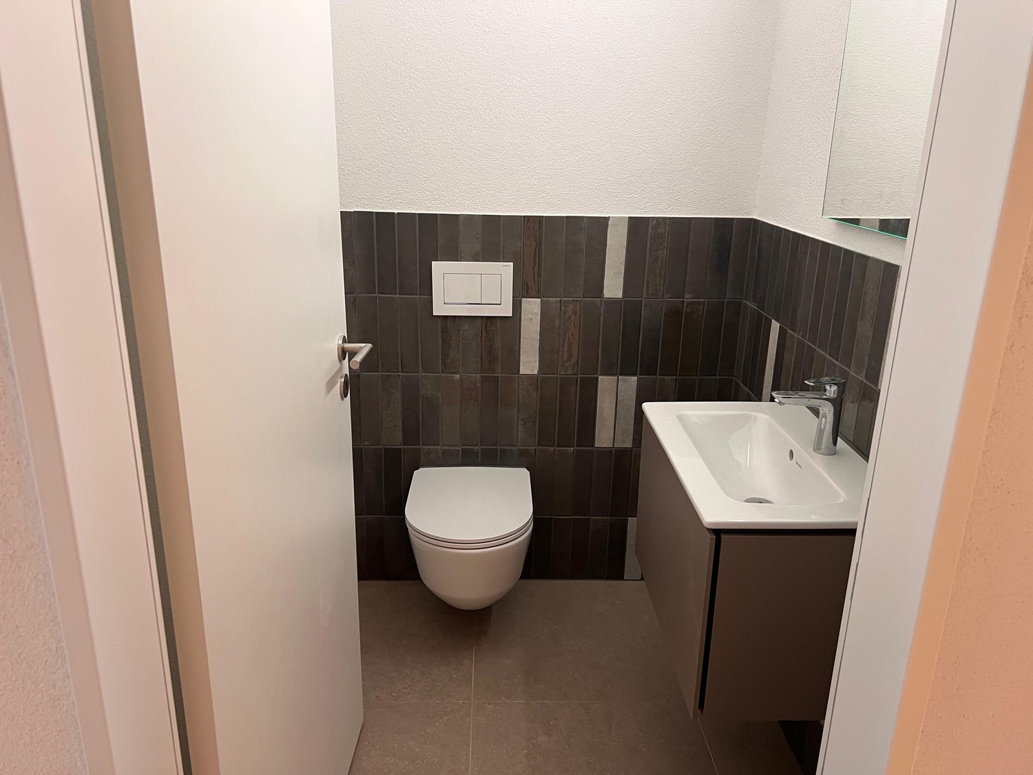 Neubau Erstbezug - Hochwertiges 5.5 Zimmer Reihenhaus mit Garten -  Bild 8