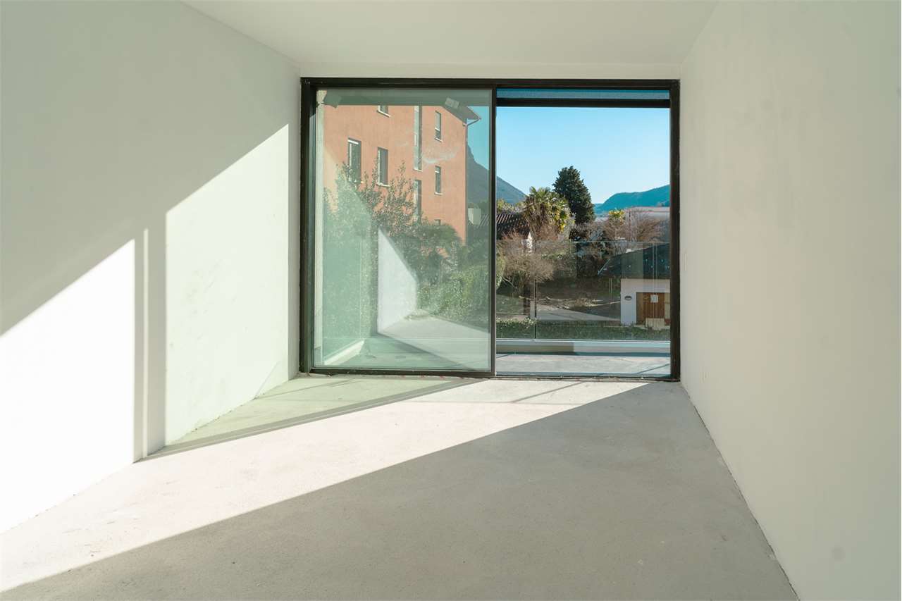 Maroggia: elegante maisonette con giardino privato a due passi dal lag - Bild 6