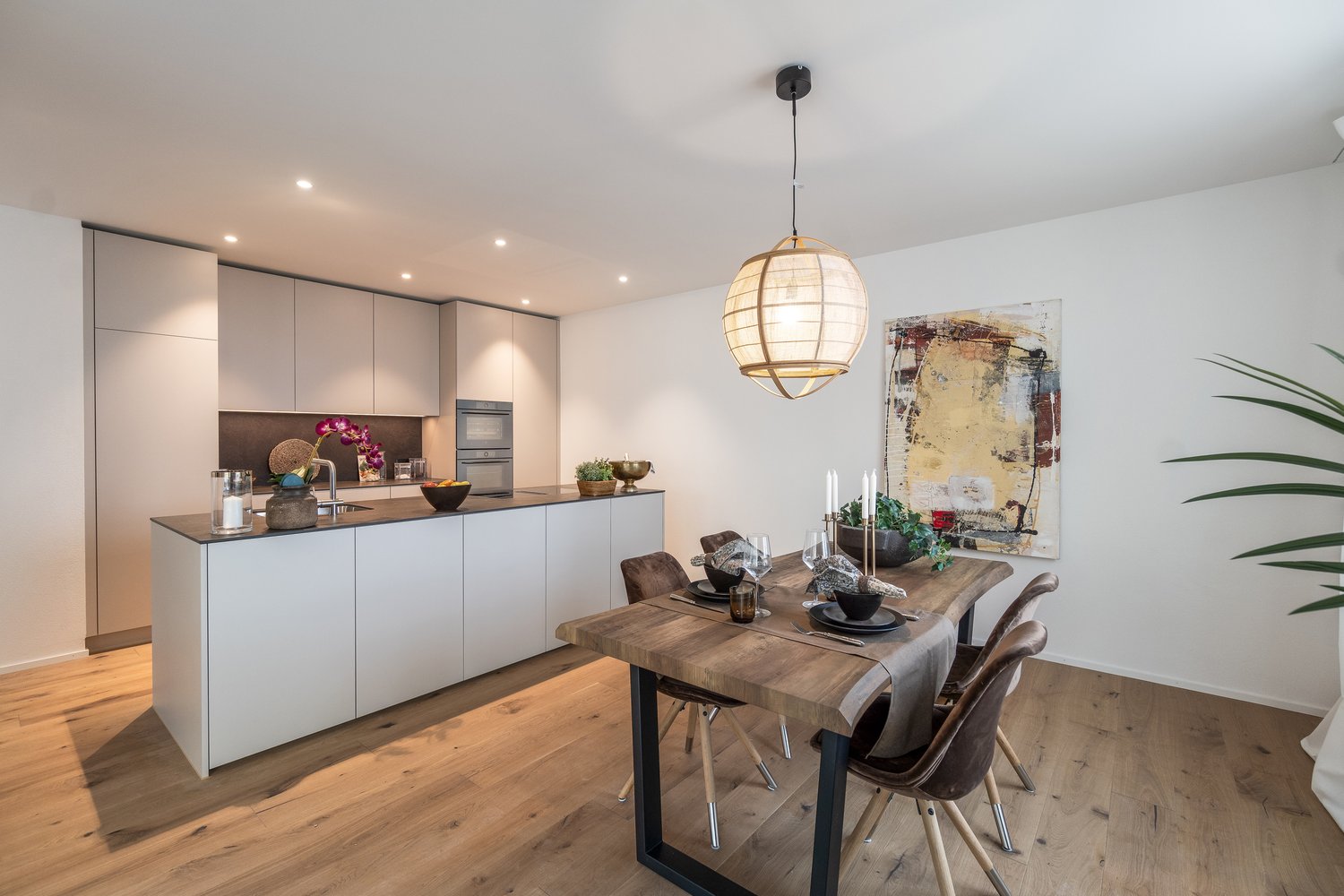 Familientraum mit Grünfläche, 5.5-Zimmer-Gartenwohnung im Herzen von Widnau -  Bild 2