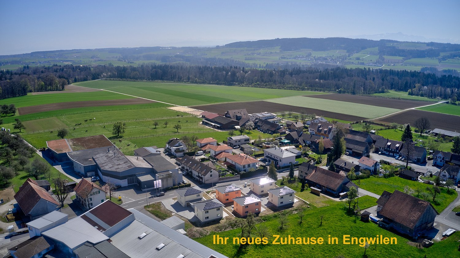 *Neubau* Letztes 5 ½-ZI. EFH mit Traum-Küche, viel Platz für Ihre Kinder im grossen Garten, etc. - Bild 2