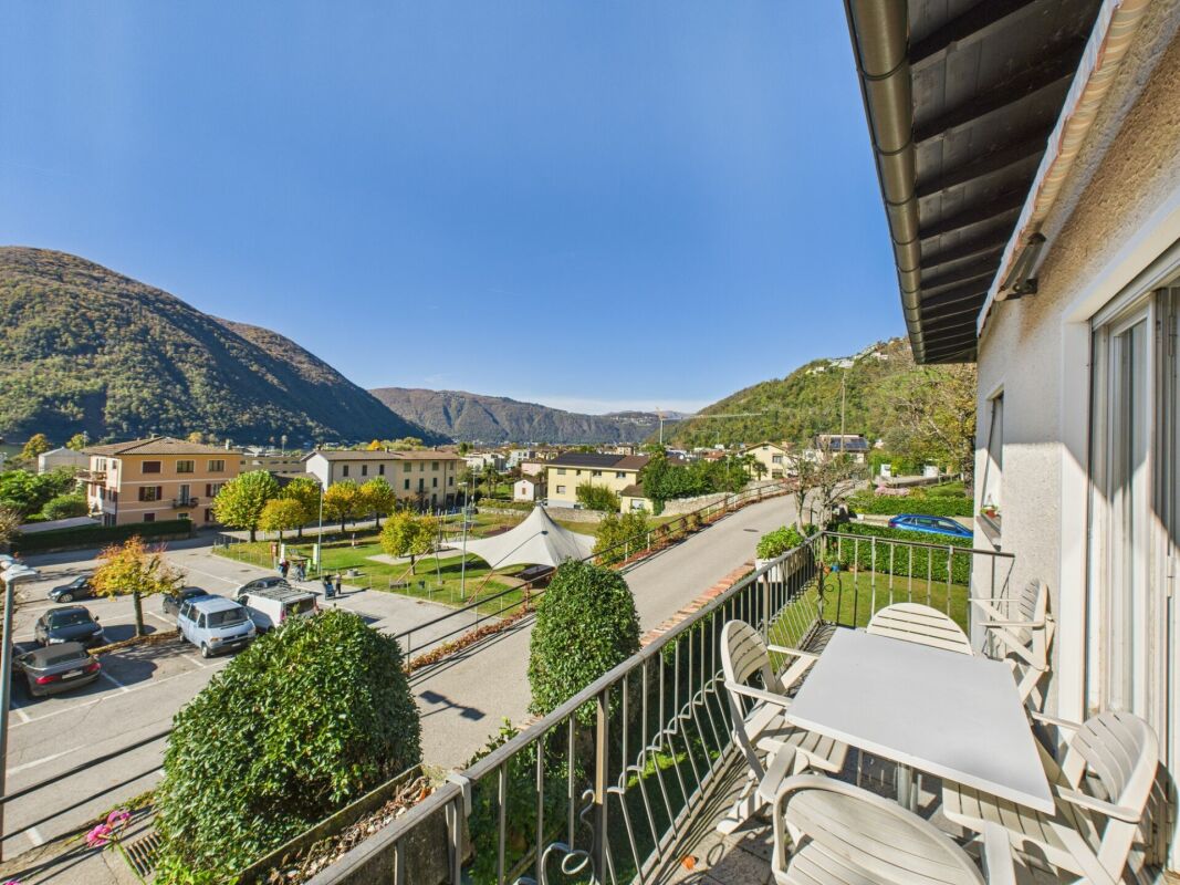 Casa unifamiliare con grande terreno edificabile - Bild 5