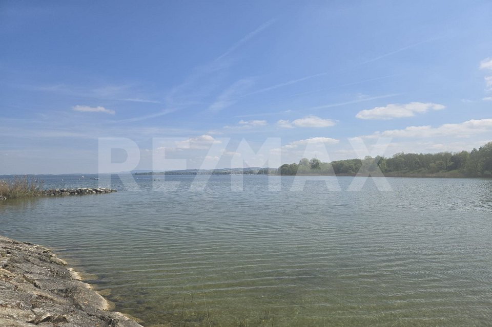 Magnifique attique meublé de 2,5 pièces avec terrasse de 65 m² à Avenches -  Bild 7