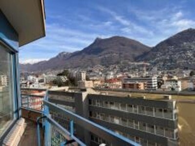 STUPENDO 4.5 CON VISTA LAGO IN ZONA CENTRALISSIMA A LUGANO - Bild 2