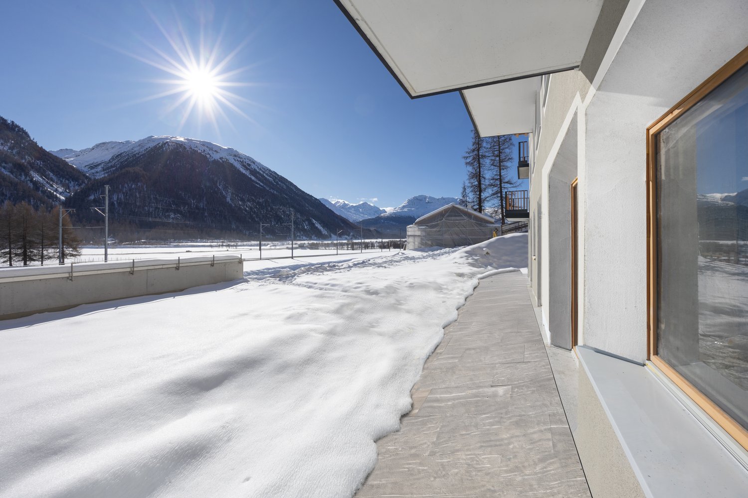 Luxuriöse 4.5-Zimmer-Parterrewohnung in Bever - Erstbezug 2026 - Bild 5