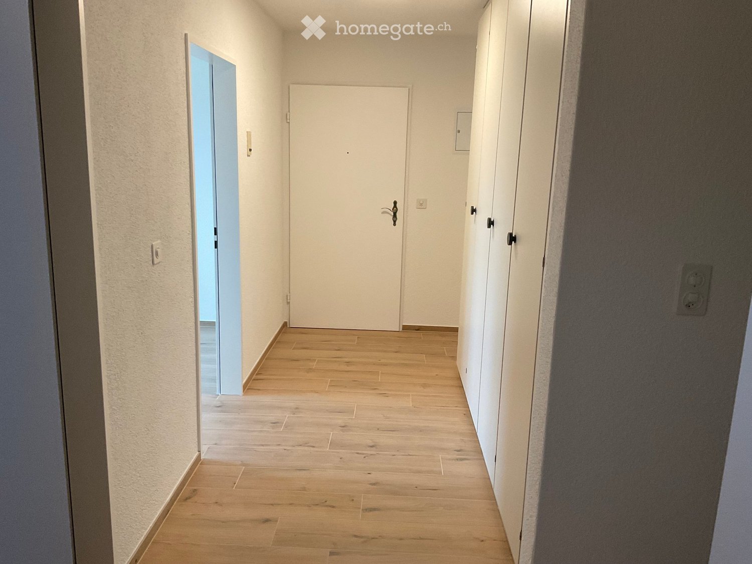 Stilvolles Wohnen im Grünen  kernsanierte 3.5-Zimmerwohnung - Bild 8