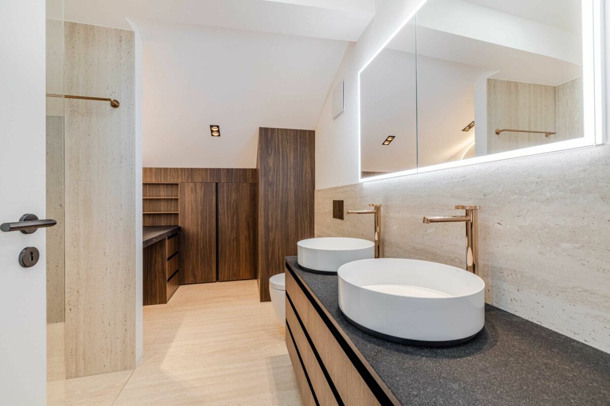 Erstbezug Neubau: Design, Licht & Komfort - Exklusive 5.5 Zimmer-Dachattikawohnung im beliebten Horn - Bild 12