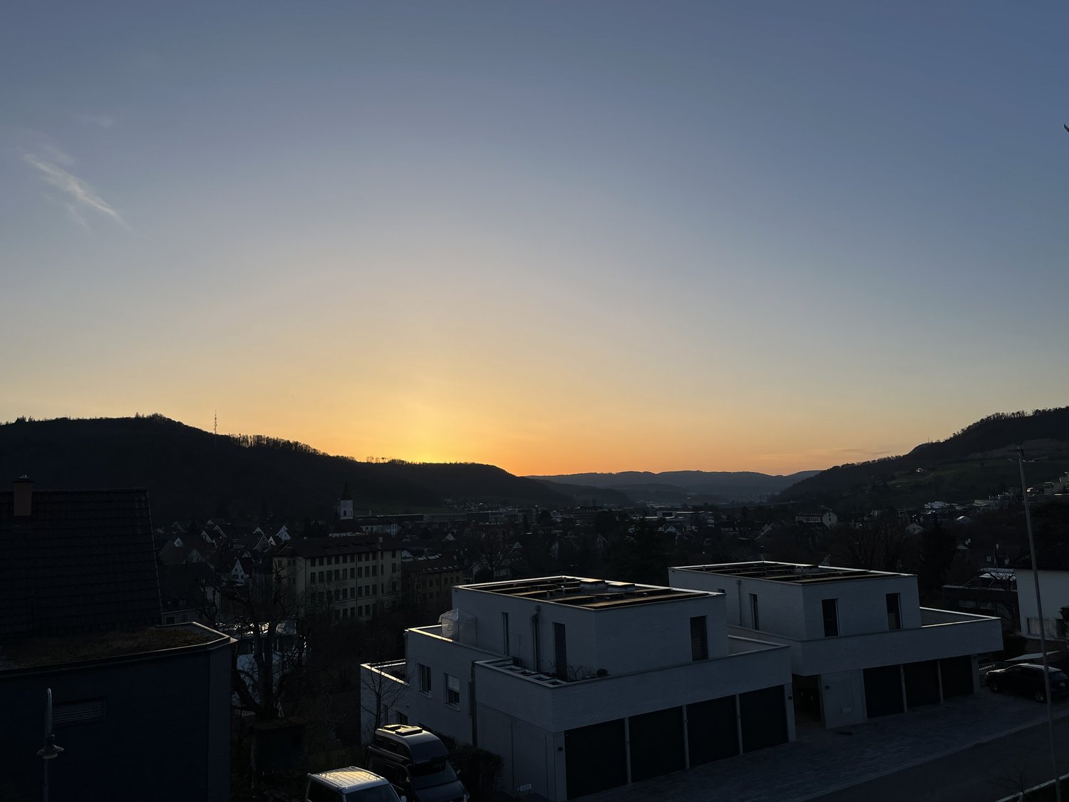 Elegante Gartenwohnung mit unverbaubarer Panorama-Fernsicht -  Bild 5