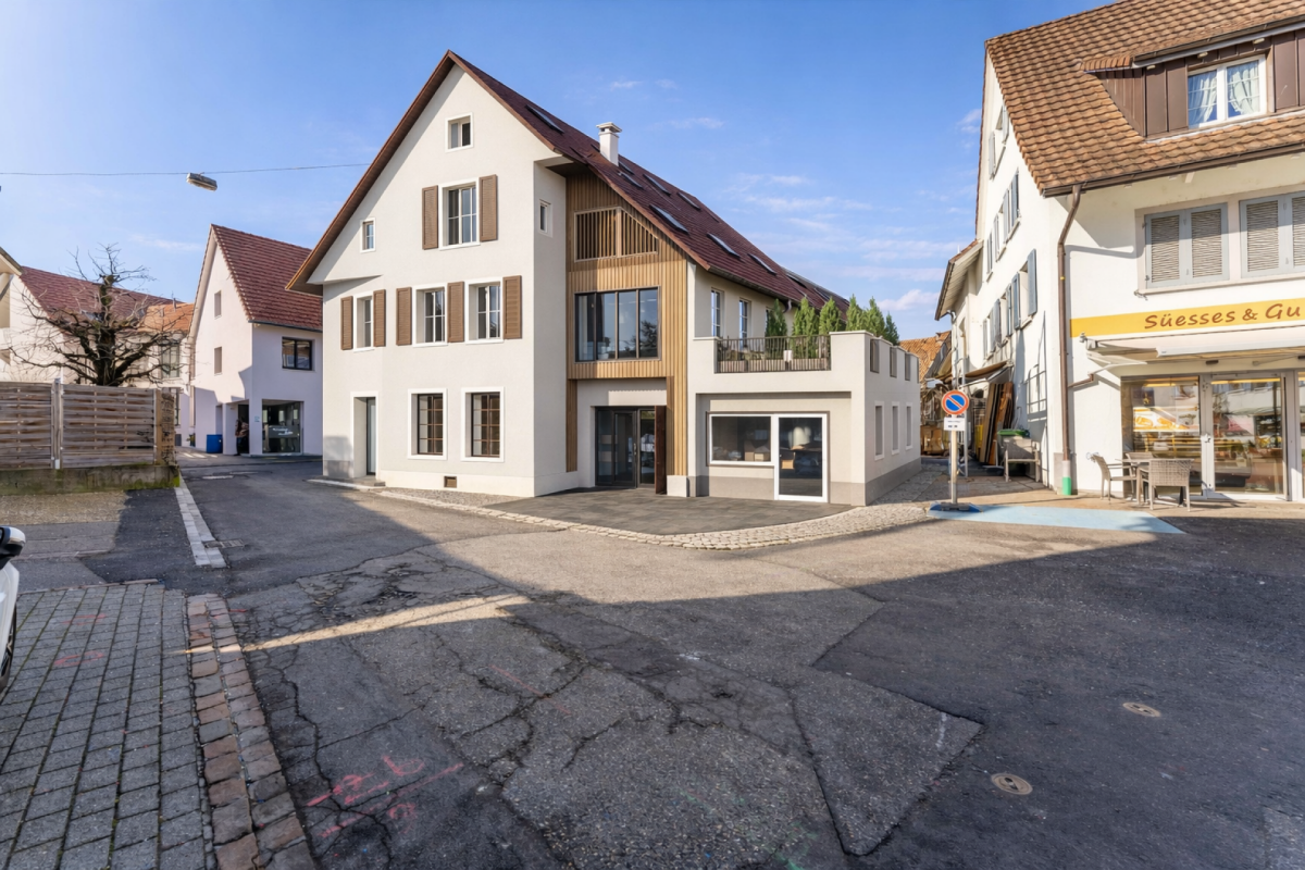 Wo Licht auf Struktur trifft - Kernsanierte Maisonette mit Terrasse - Bild 1