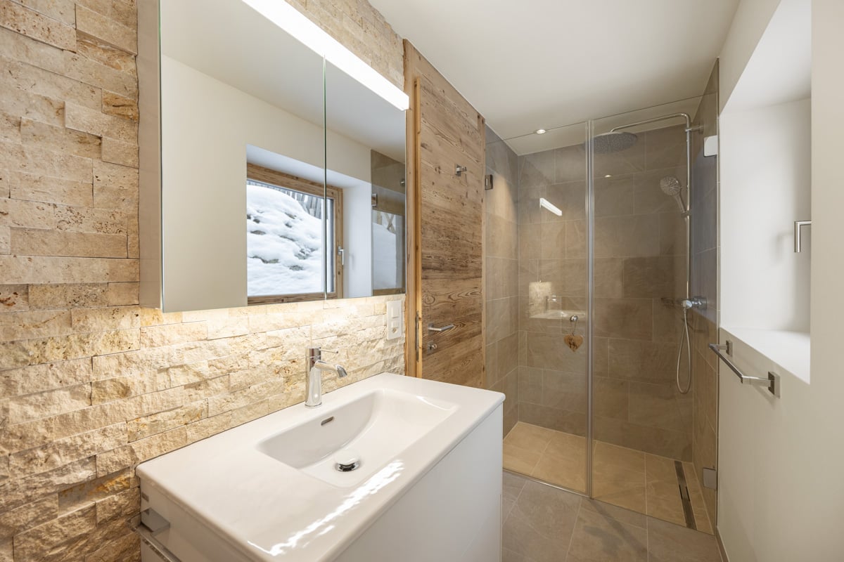 Luxuriöse 4.5-Zimmer-Parterrewohnung in Bever - Erstbezug 2026 - Bild 13