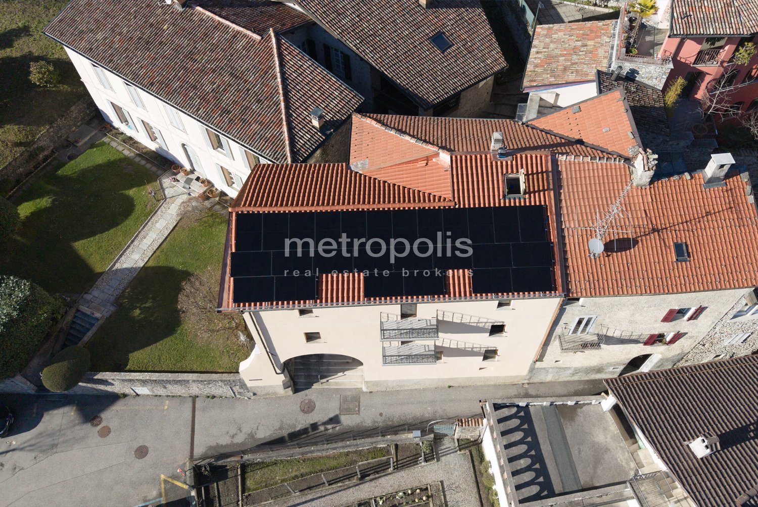 3.5 LOCALI DI CHARME RINNOVATO ALL'ULTIMO PIANO AD AROGNO -  Bild 6