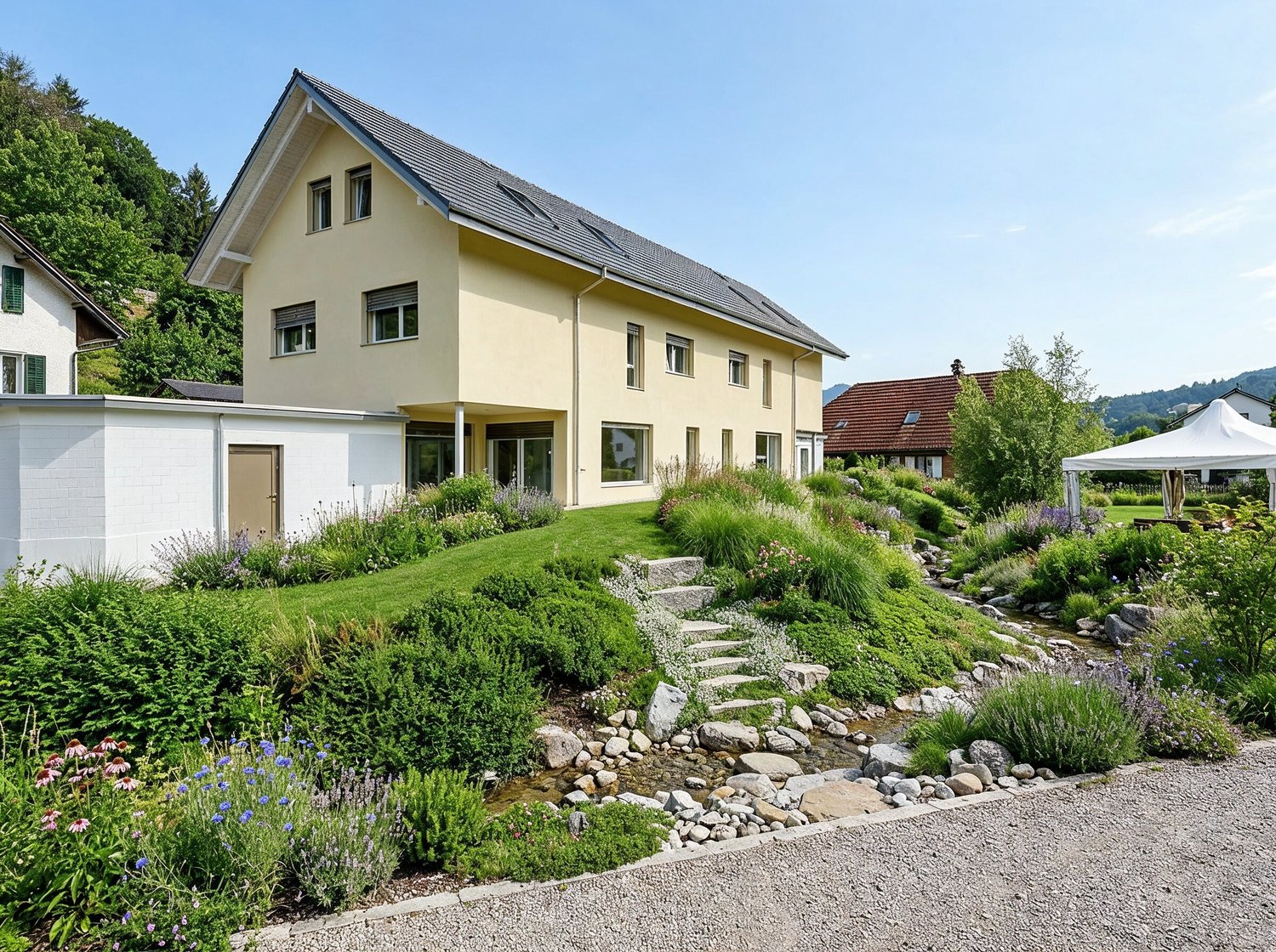 XXL 5.5-Zimmer-Doppeleinfamilienhaus Neubau in ruhiger Lage von Brittnau - Bild 1