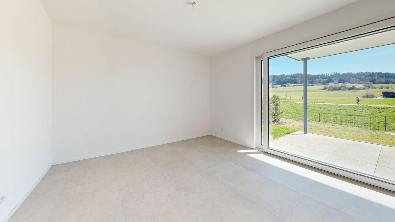 3.5 Zimmer-Wohnung mit Gartensitzplatz - Wohnbereich