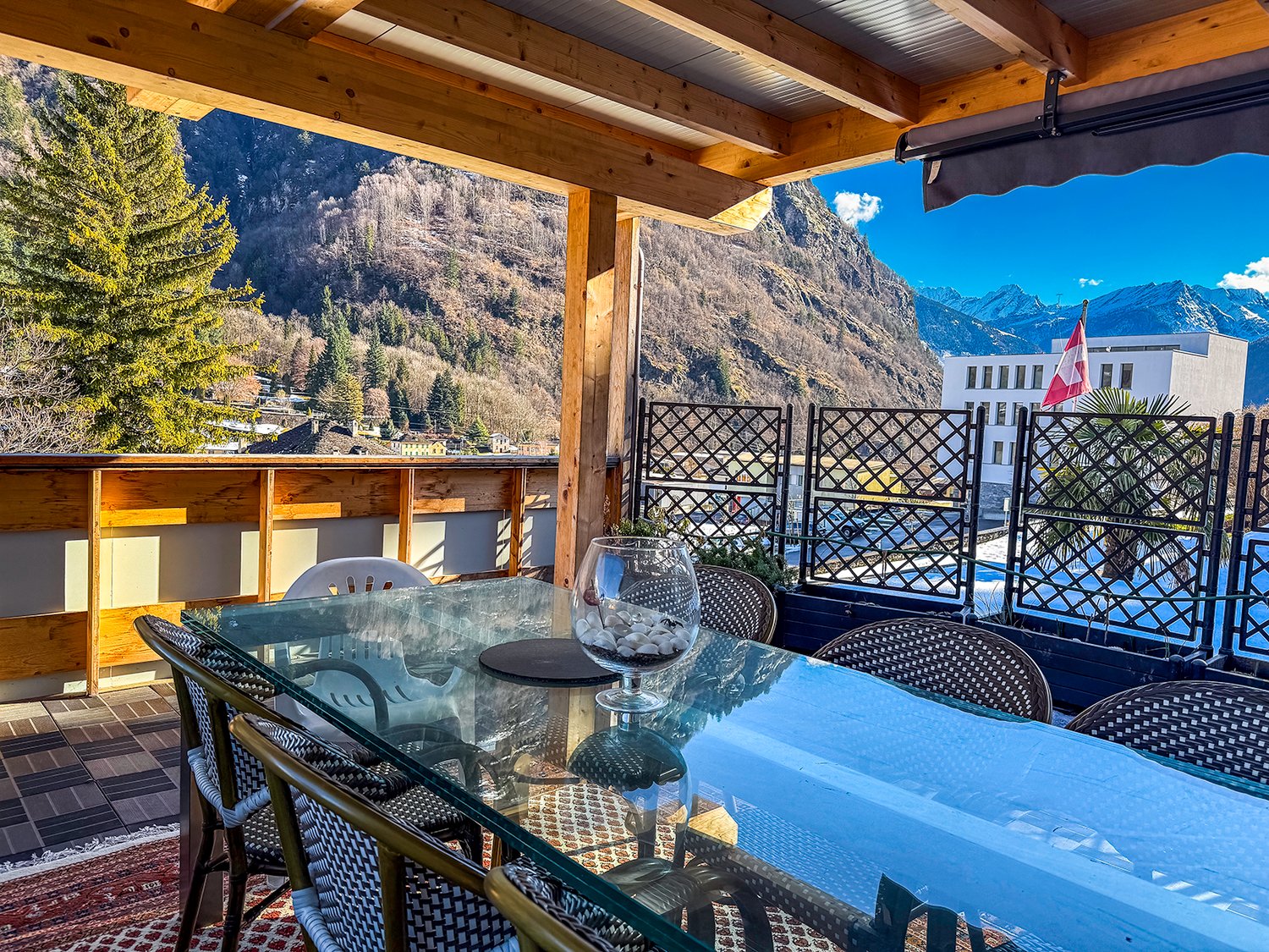Casa unifamiliare di 7 locali con vista panoramica ad Acquarossa - Bild 4