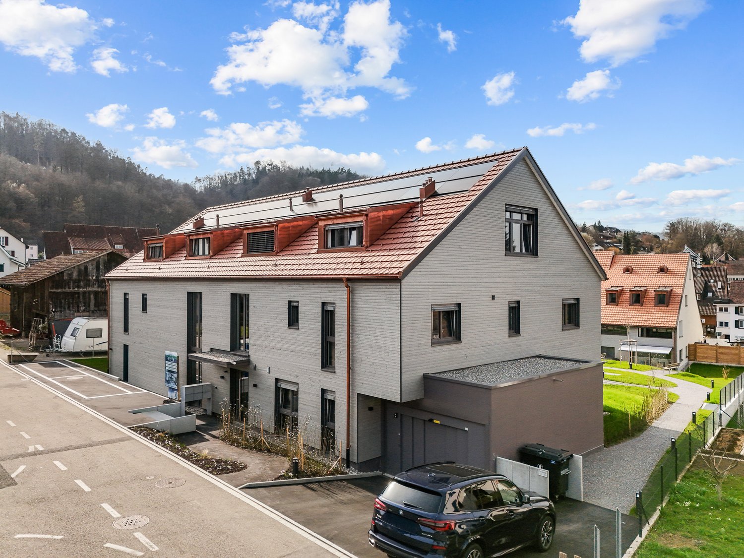Jetzt fertiggestellt : Top-3,5-Zimmer-Wohnung mit privatem Garten ! B02 -  Bild 5