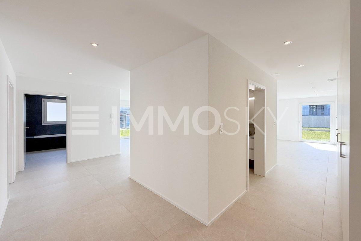 3.5 pièces neuf avec jardin d'environ 372 m2 - Lot B5-1 - Grande entrée lumineuse