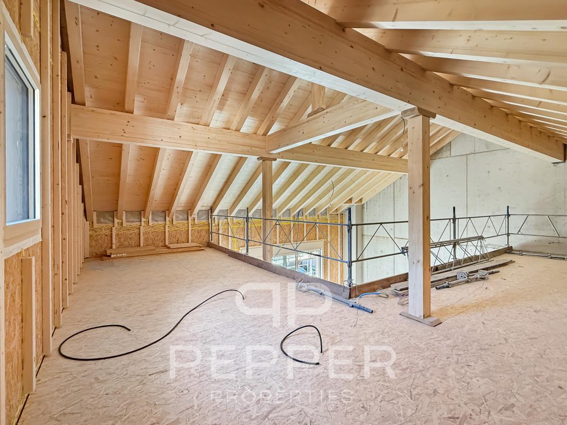 Très spacieux 4,5p neuf en attique avec vaste mezzanine - Bild 10